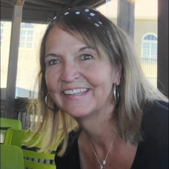 Meet your Posher, Barbara - Picture 2 of 2